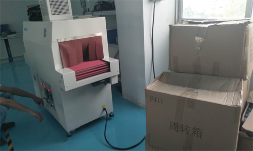 电子产品、照明器具、电子显示屏的安装包装热收缩效果